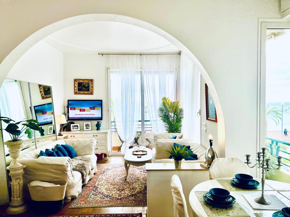 Endless Stunning Mediterranean Sea Views Promenade Des Anglais Nice Exteriér fotografie