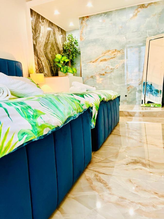 Endless Stunning Mediterranean Sea Views Promenade Des Anglais Nice Exteriér fotografie