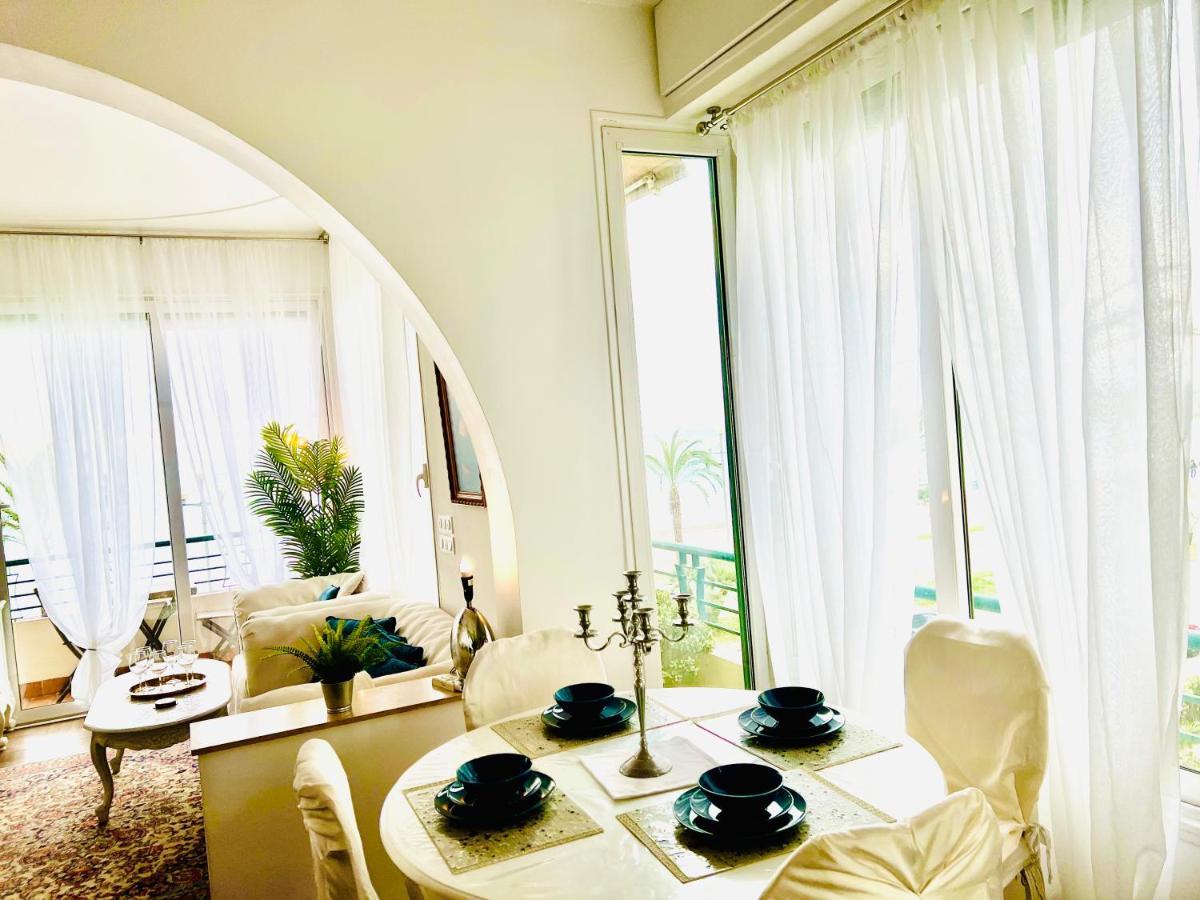 Endless Stunning Mediterranean Sea Views Promenade Des Anglais Nice Exteriér fotografie